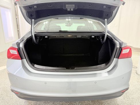 Used 2024 Chevrolet Malibu LT image 10