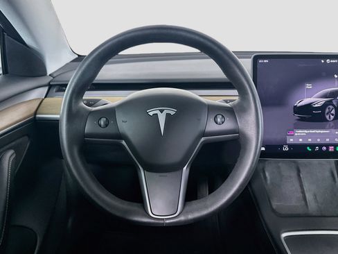 Used 2023 Tesla Model 3 Standard Range RWD image 17