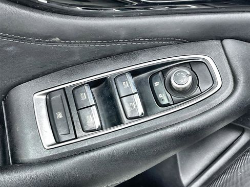 Used 2021 Subaru Outback Limited image 12