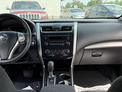 Used 2014 Nissan Altima 2.5 S FWD image 13