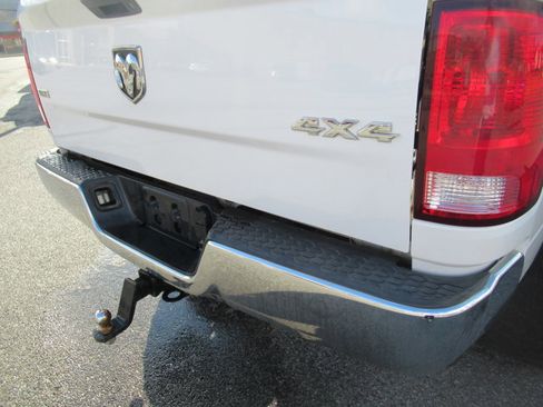 Used 2017 RAM 2500 SLT image 4