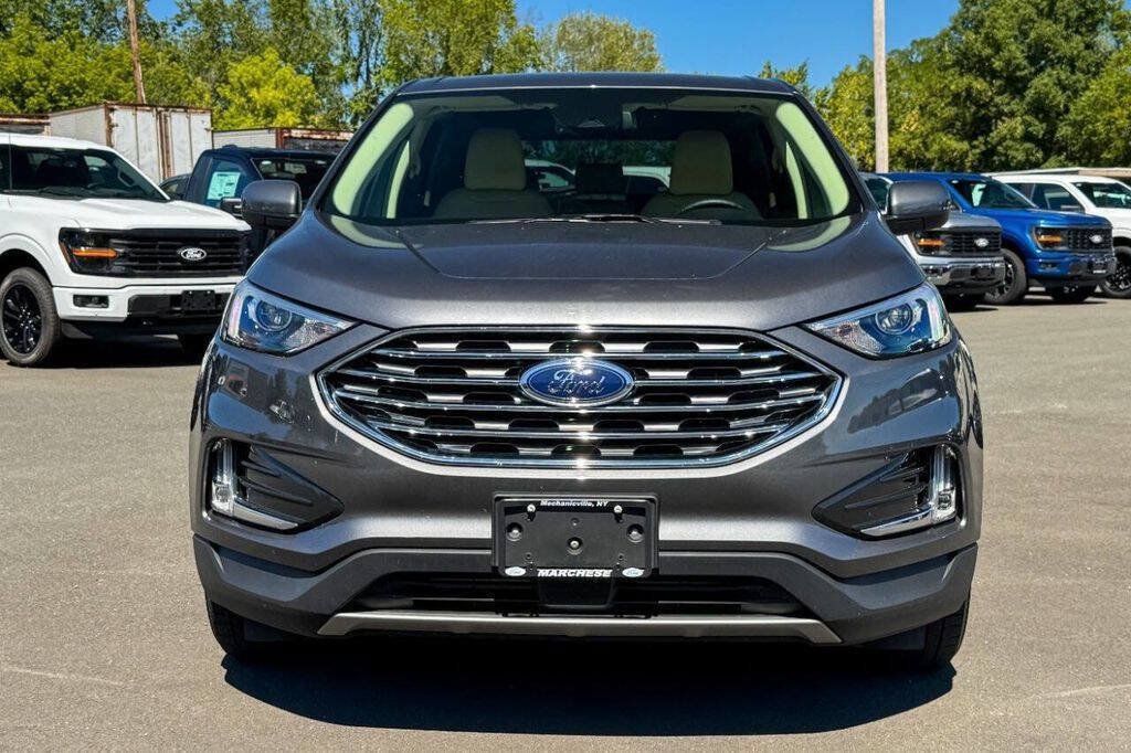 Used 2022 Ford Edge SEL w/ Convenience Package AWD/4WD image 8