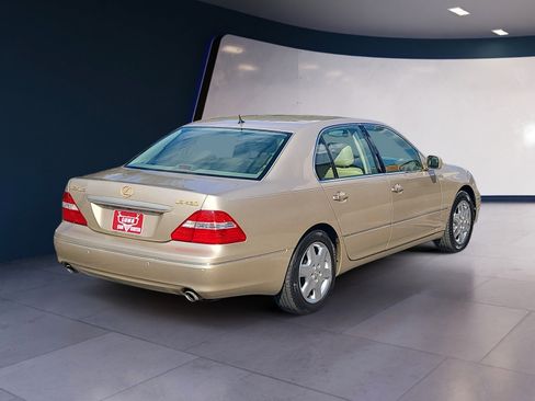 Used 2005 Lexus LS 430 image 7