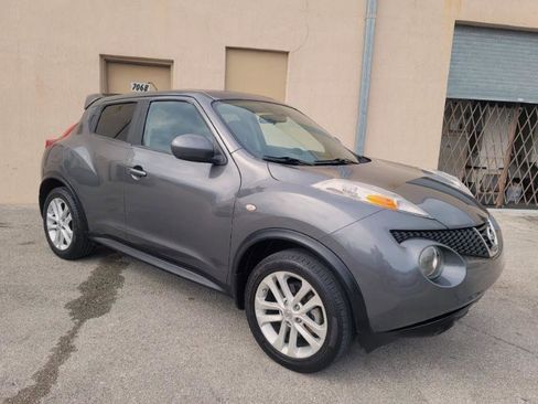 Used 2011 Nissan Juke SV FWD image 7