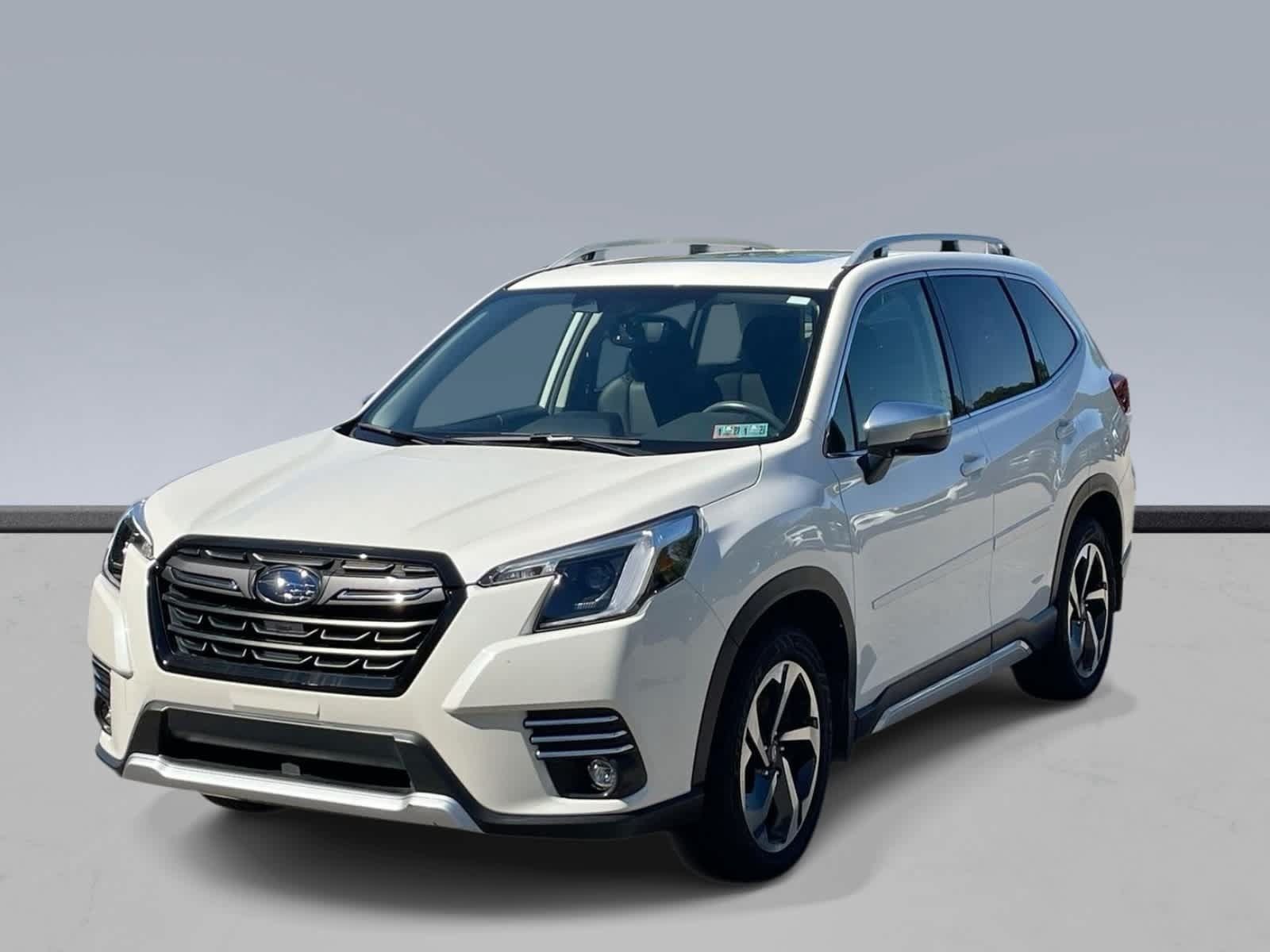 Used 2024 Subaru Forester Touring AWD/4WD image 1