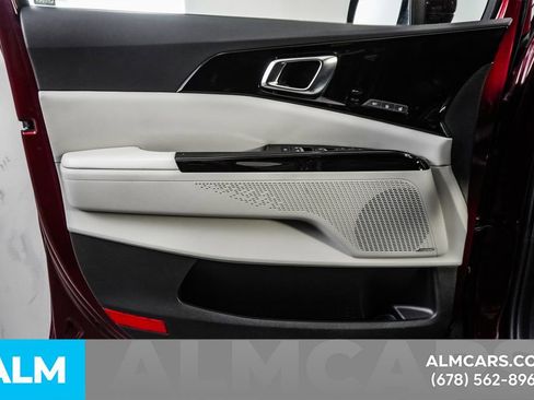 Used 2022 Kia Carnival SX Prestige image 51