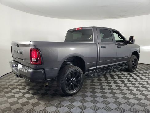 Used 2025 RAM 2500 Big Horn AWD/4WD image 4