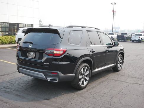 Used 2024 Honda Pilot Elite image 7