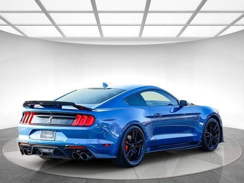 Used 2020 Ford Mustang Shelby GT500 w/ Technology Package image 4