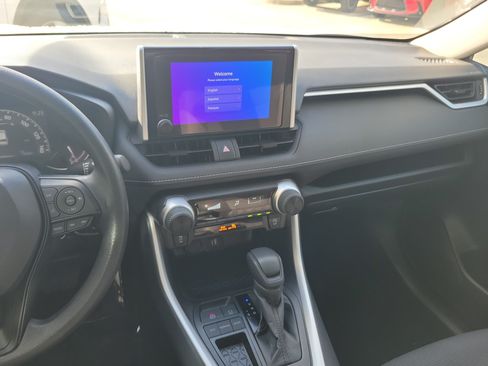 Certified 2025 Toyota RAV4 LE FWD image 18