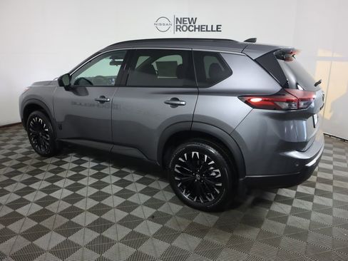 New 2026 Nissan Rogue SV image 9