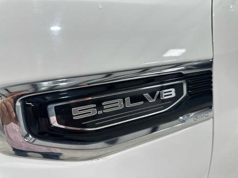 Used 2025 GMC Sierra 1500 SLT RWD image 10