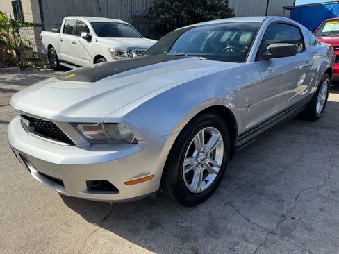 Used 2011 Ford Mustang Coupe w/ Security Pkg image 3
