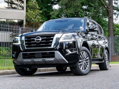Used 2023 Nissan Armada SL w/ Cargo Package RWD image 2