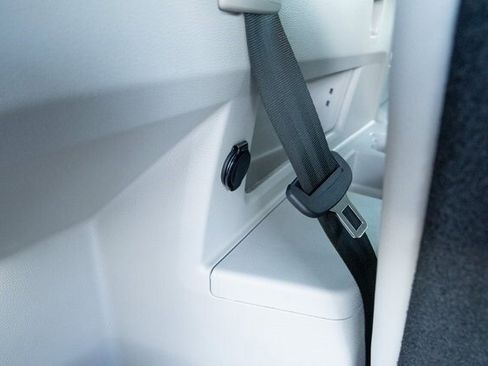 New 2026 Volkswagen Atlas SE image 34