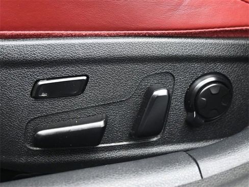 Used 2020 Kia Stinger GT2 image 12