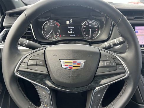 Certified 2025 Cadillac XT5 Premium Luxury image 20