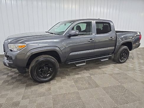 Used 2023 Toyota Tacoma SR image 6