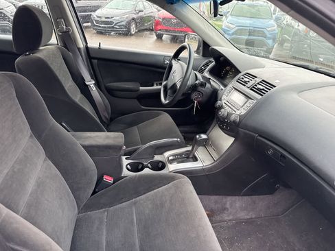 Used 2006 Honda Accord EX image 24