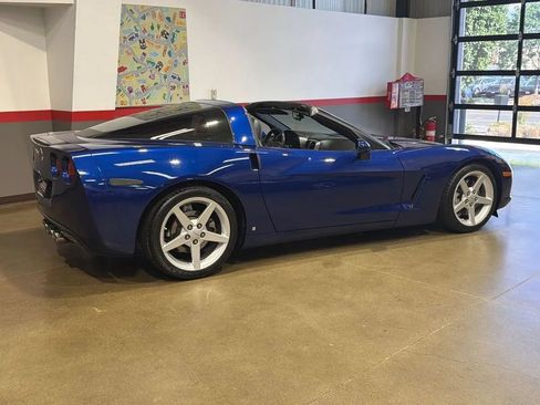 Used 2006 Chevrolet Corvette Coupe RWD image 4