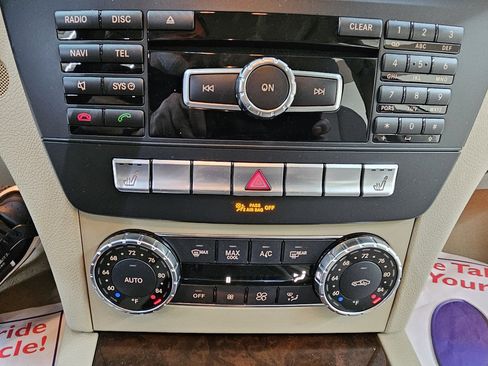 Used 2014 Mercedes-Benz C 250 Sedan w/ Premium 1 Package image 32