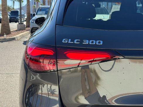 Certified 2025 Mercedes-Benz GLC 300 image 21