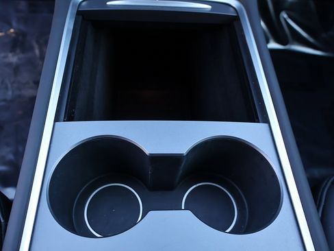 Used 2023 Tesla Model Y Long Range image 59