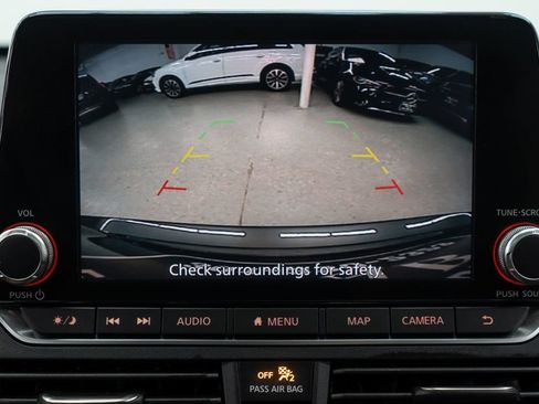 Used 2019 Nissan Altima 2.5 SL FWD image 18