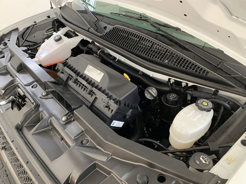 New 2025 Chevrolet Express 2500 image 9