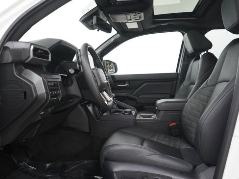 Used 2024 Toyota Tacoma TRD Off-Road w/ TRD Off Road Premium Package AWD/4WD image 22