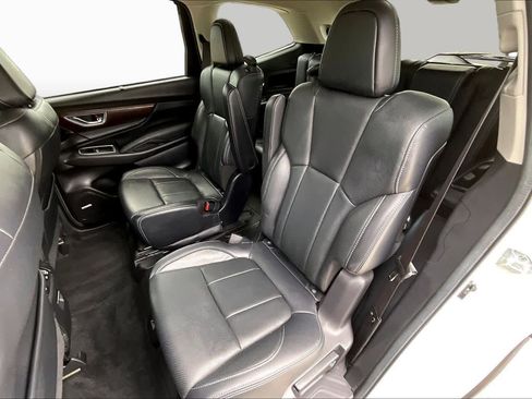 Used 2024 Subaru Ascent Touring w/ Popular Package #2 AWD/4WD image 21