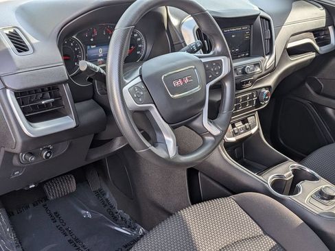 Used 2023 GMC Terrain SLE AWD/4WD image 16