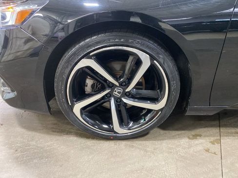 Certified 2022 Honda Accord Sport image 17