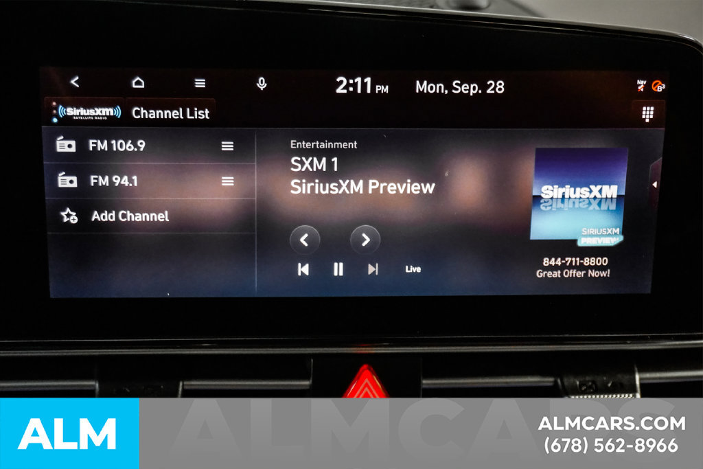 Used 2025 Hyundai Elantra SEL FWD image 35