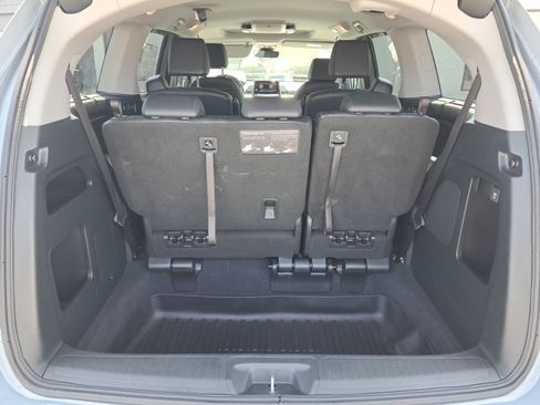 Used 2023 Honda Odyssey Touring image 29