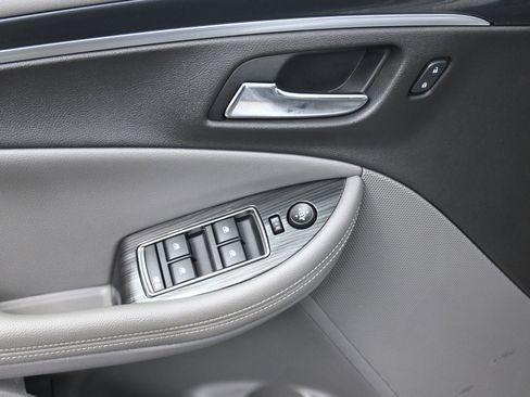 Used 2019 Chevrolet Impala LS image 16