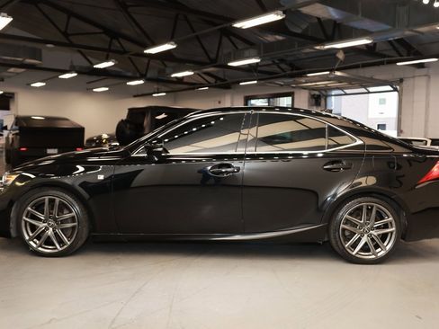 Used 2020 Lexus IS 300 F Sport w/ F Sport Package image 4