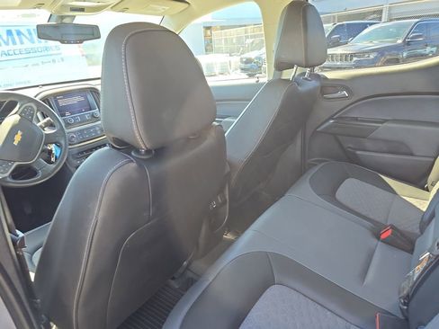 Used 2022 Chevrolet Colorado Z71 image 13