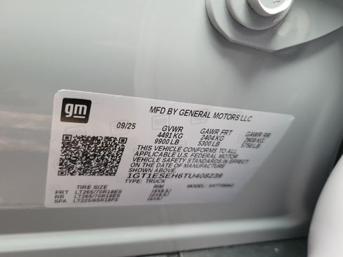 Used 2026 GMC Sierra EV Elevation AWD/4WD image 29