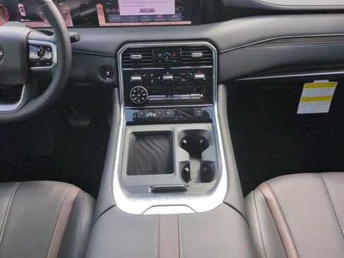 New 2026 Nissan Armada SL w/ Captain's Chari Seat Package AWD/4WD image 17