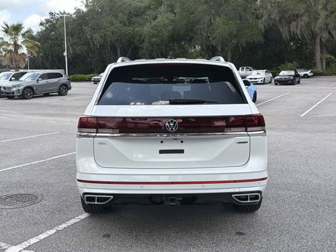 Used 2025 Volkswagen Atlas SEL Premium R-Line AWD/4WD image 4