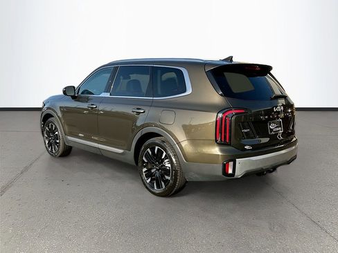 Certified 2024 Kia Telluride SX w/ Towing Package image 5
