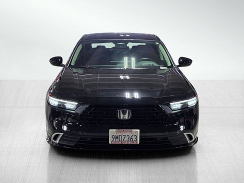 Used 2024 Honda Accord Touring image 2