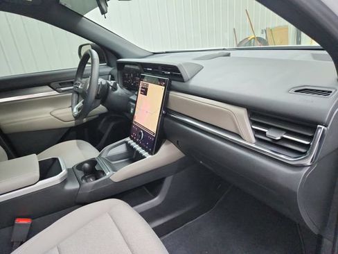 Used 2026 GMC Terrain Elevation AWD/4WD image 32