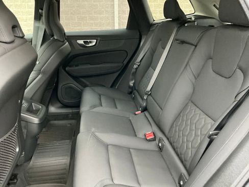 New 2026 Volvo XC60 B5 Plus w/ Protection Package Premier AWD/4WD image 10