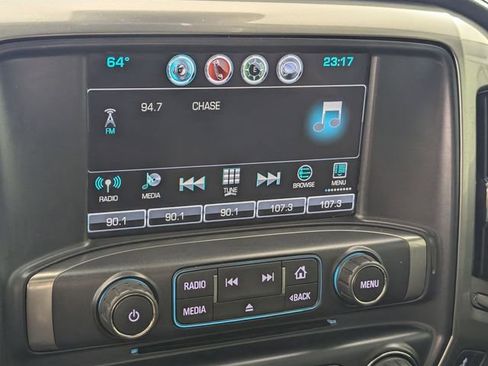 Used 2019 Chevrolet Silverado 2500 LTZ w/ Duramax Plus Package AWD/4WD image 21