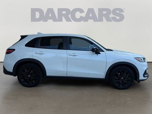 Used 2024 Honda HR-V Sport image 8