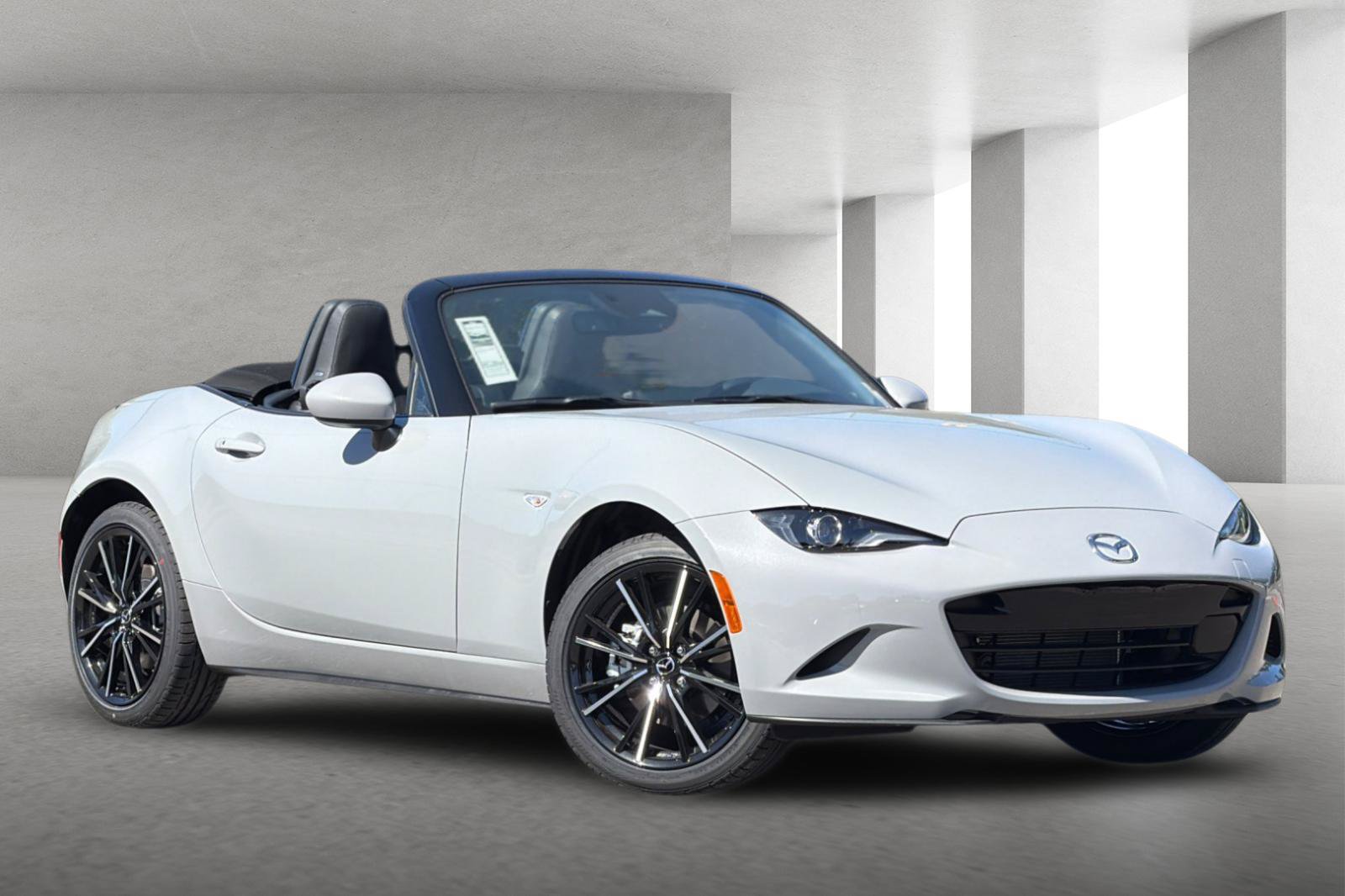 New 2026 MAZDA MX-5 Miata Grand Touring w/ Weather Package RWD image 2