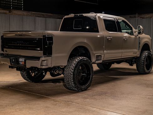 Used 2026 Ford F250 King Ranch w/ Chrome Package AWD/4WD image 9