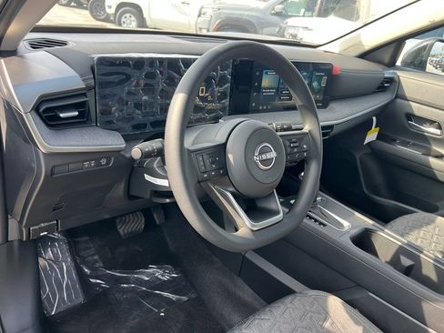 New 2026 Nissan Kicks SV w/ Interior Electronics Package FWD image 16